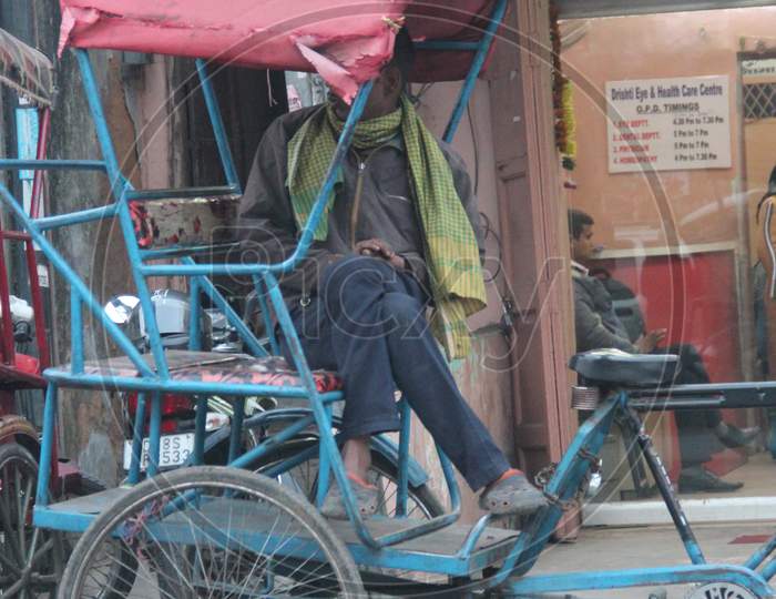 Rickshaw Pullers on The Streets Of Delhi