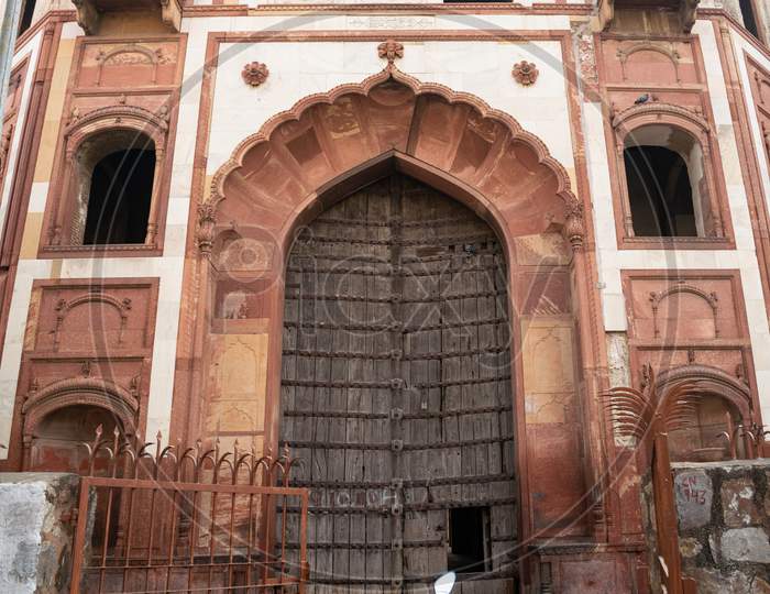 Entrance to Zafar Mahal South Delhi
