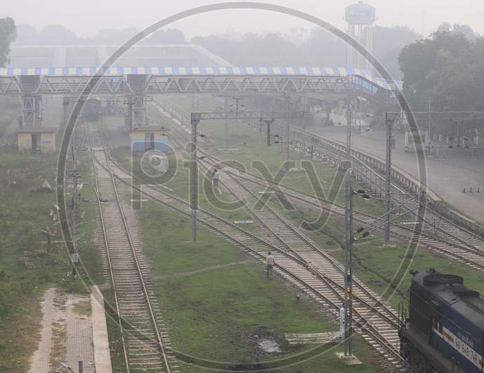 A View Of Allahabad Railway Station During Smoke Morning In Prayagraj