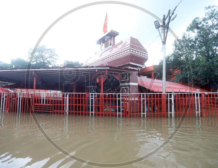 Submerged Temple Of Lord Bade Hanuman In The Flood Water Of River Ganga In Prayagraj