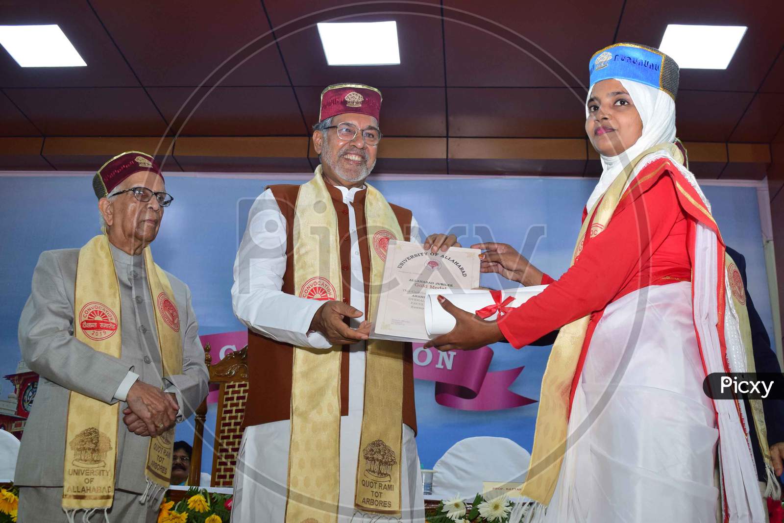 Noble Prize Awardee Kailsh Sathyardhi During a College Convocation