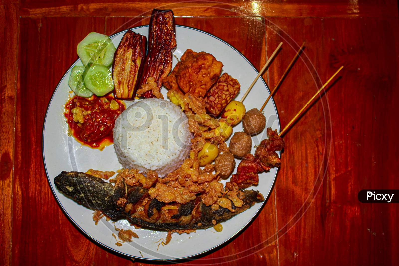 Indonesian food: Nasi rames