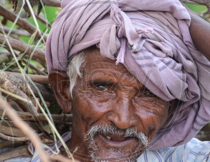 TIKAMGARH, MADHYA PRADESH, INDIA - SEPTEMBER 14, 2020: Portrait of Indian old man.