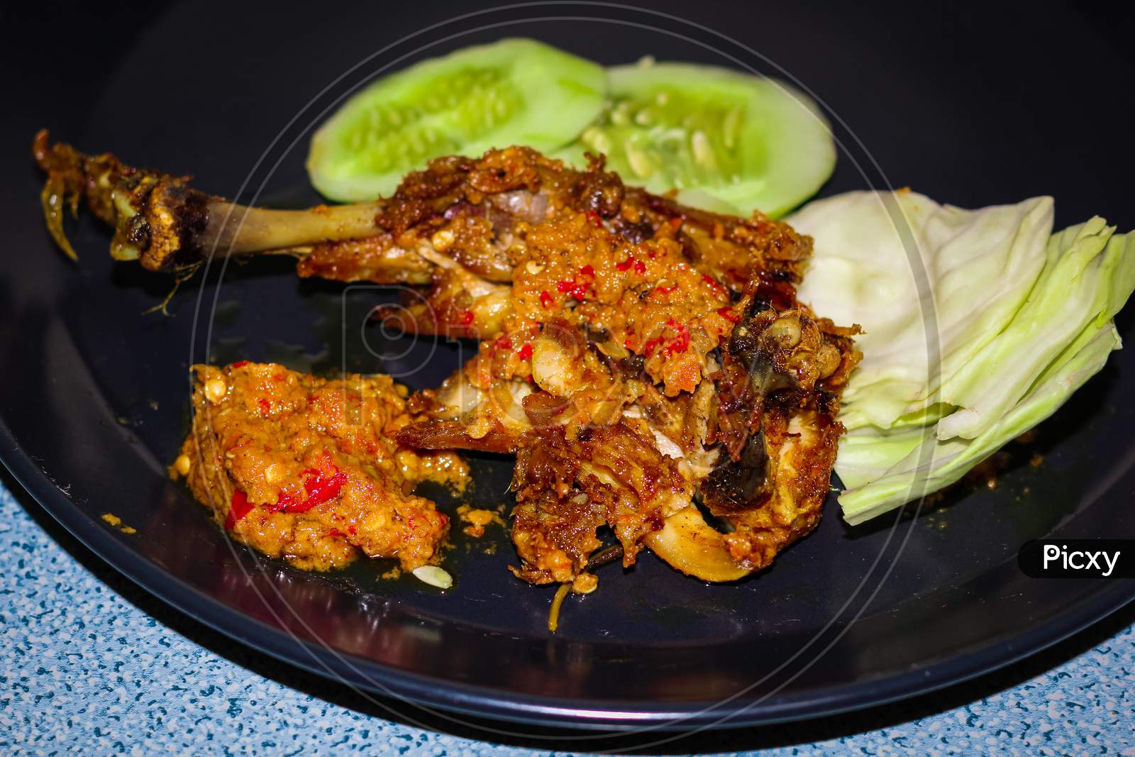 Indonesian food: Penyet sauce fried chicken