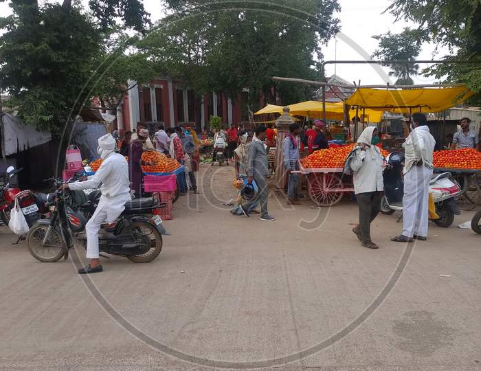 Vegetable market narsinghpur
