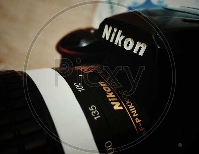 Nikon cam