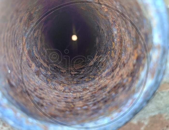 Pipe hole