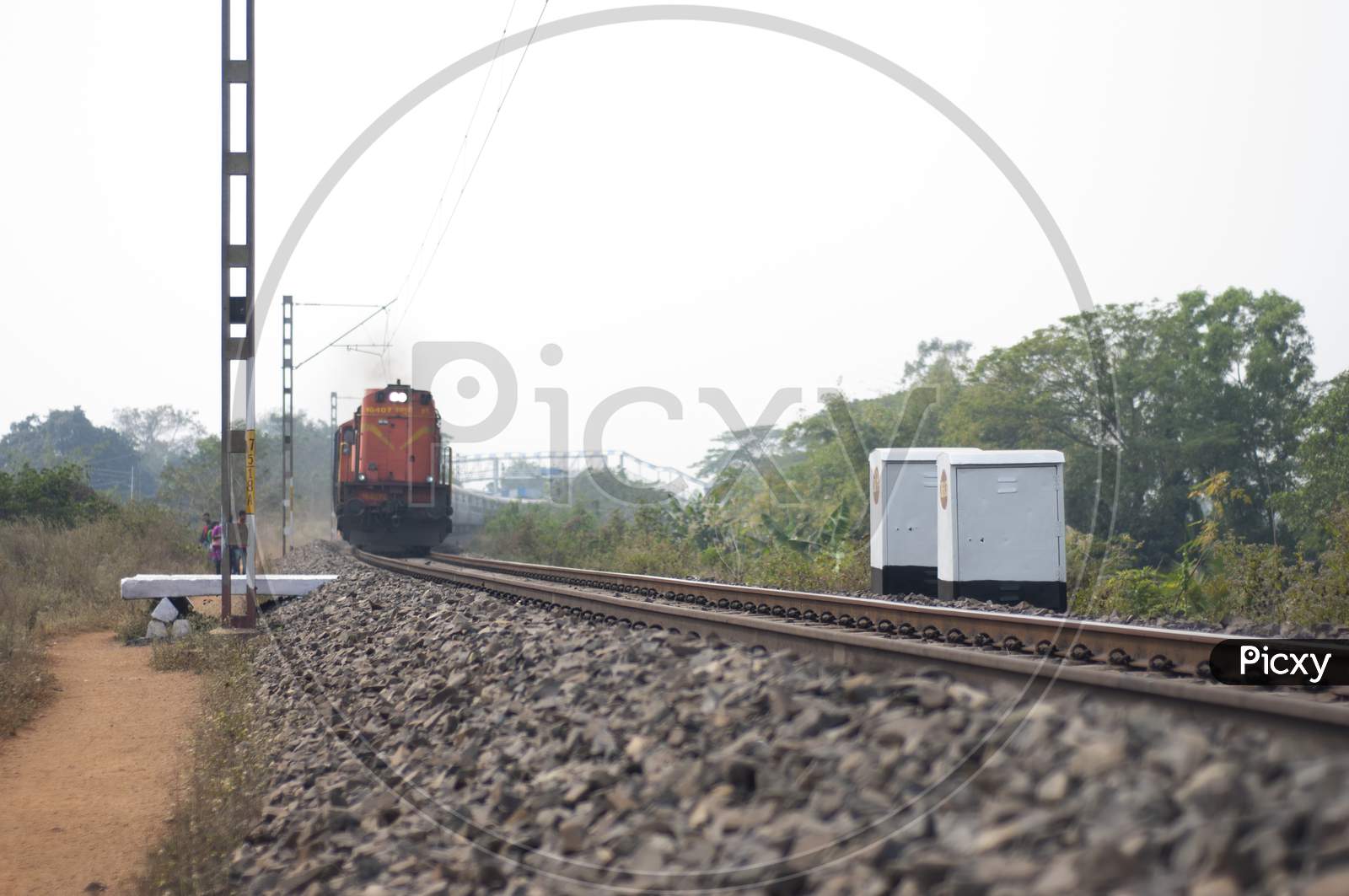 Khirai Midnapore, West Bengal, India - 11Th October 2020 : A Passenger Train Of Indian Railway Accelerating.
