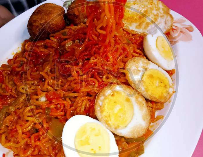 Spicy Maggi, Boiled Egg