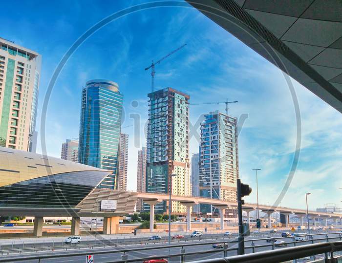 Dubai Metro Jumerah Lake Towers Station