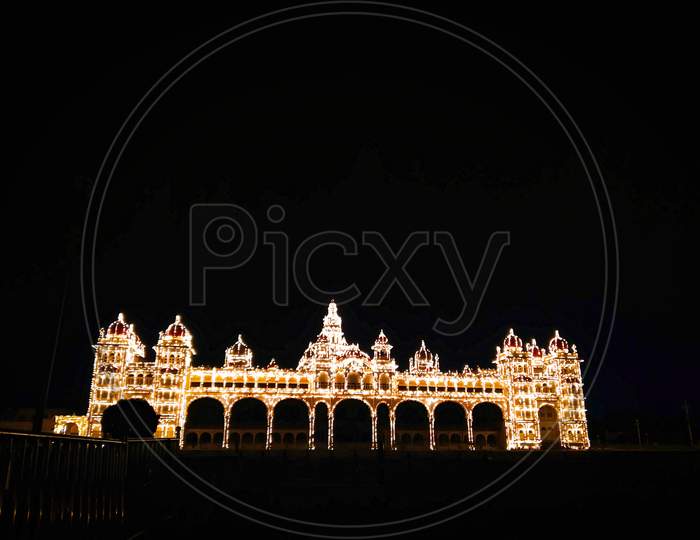 Mysore palace in night