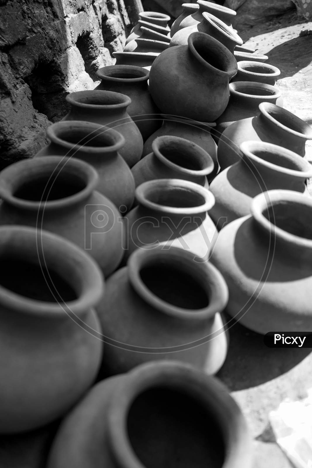 hand made earthen pots