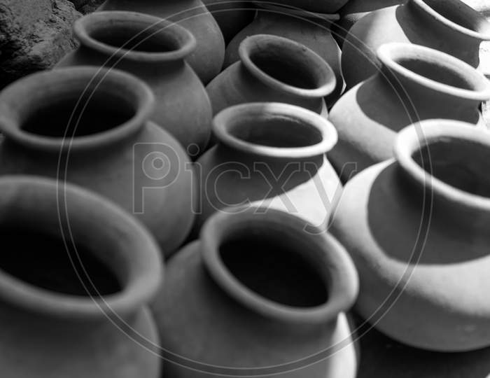 hand made earthen pots