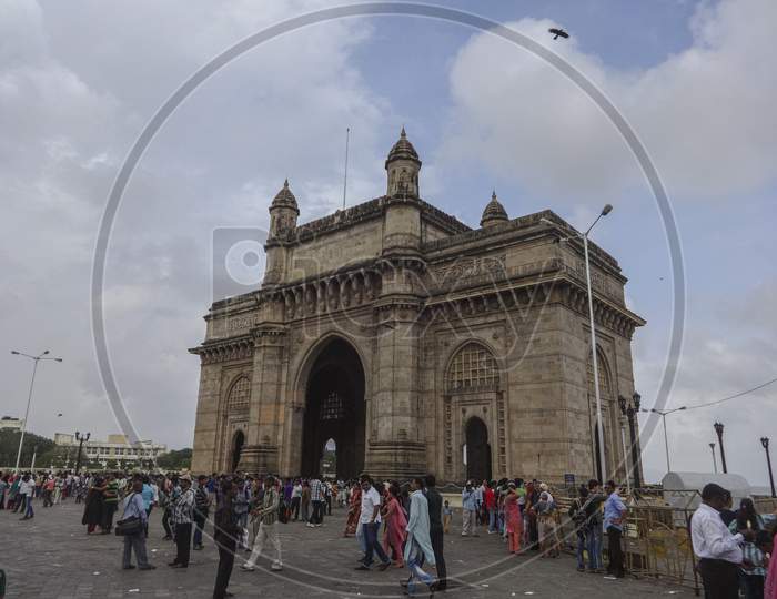 Gateway Of India Mumbai | Side view