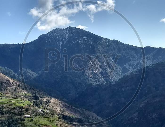 Himalayan Mountains In Uttarakhand