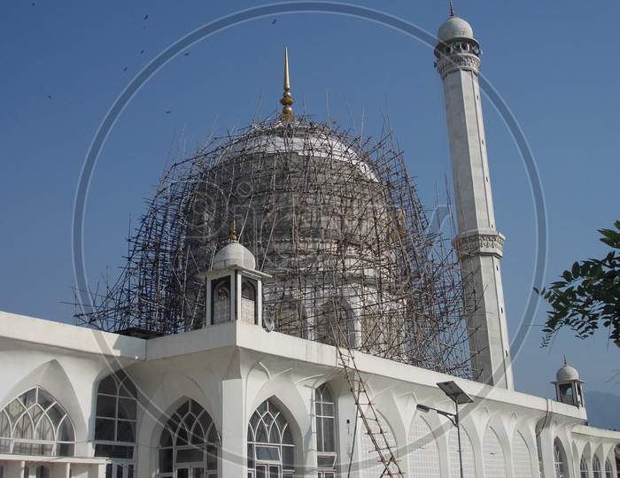 hazratbal shrine-under repair