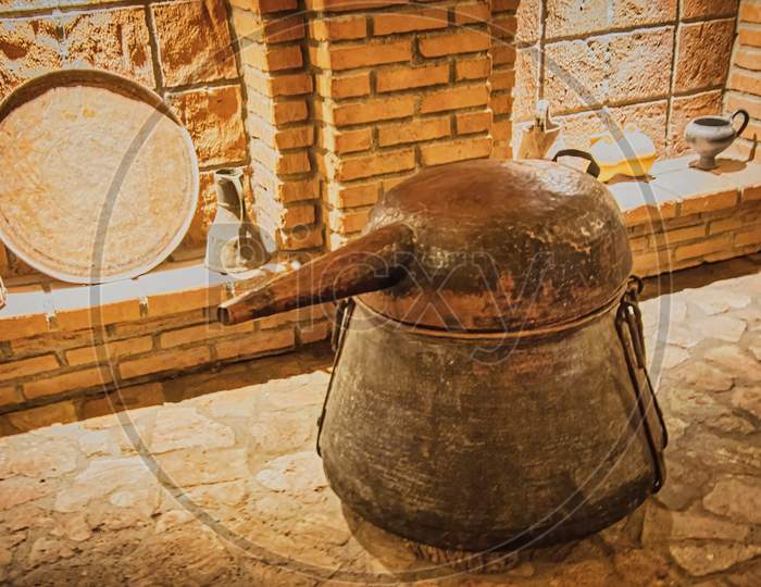 Copper Hooch For Traditional Wine Making