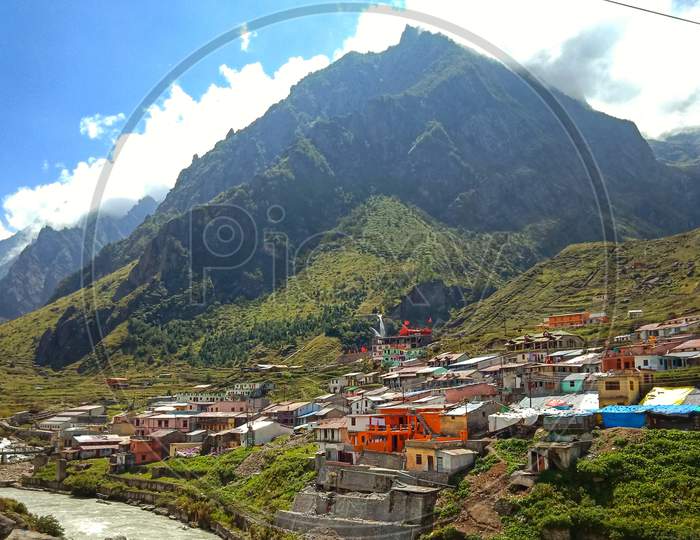 small town of badrinath