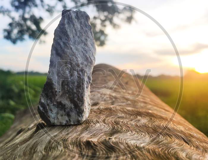 dynamic stone shot