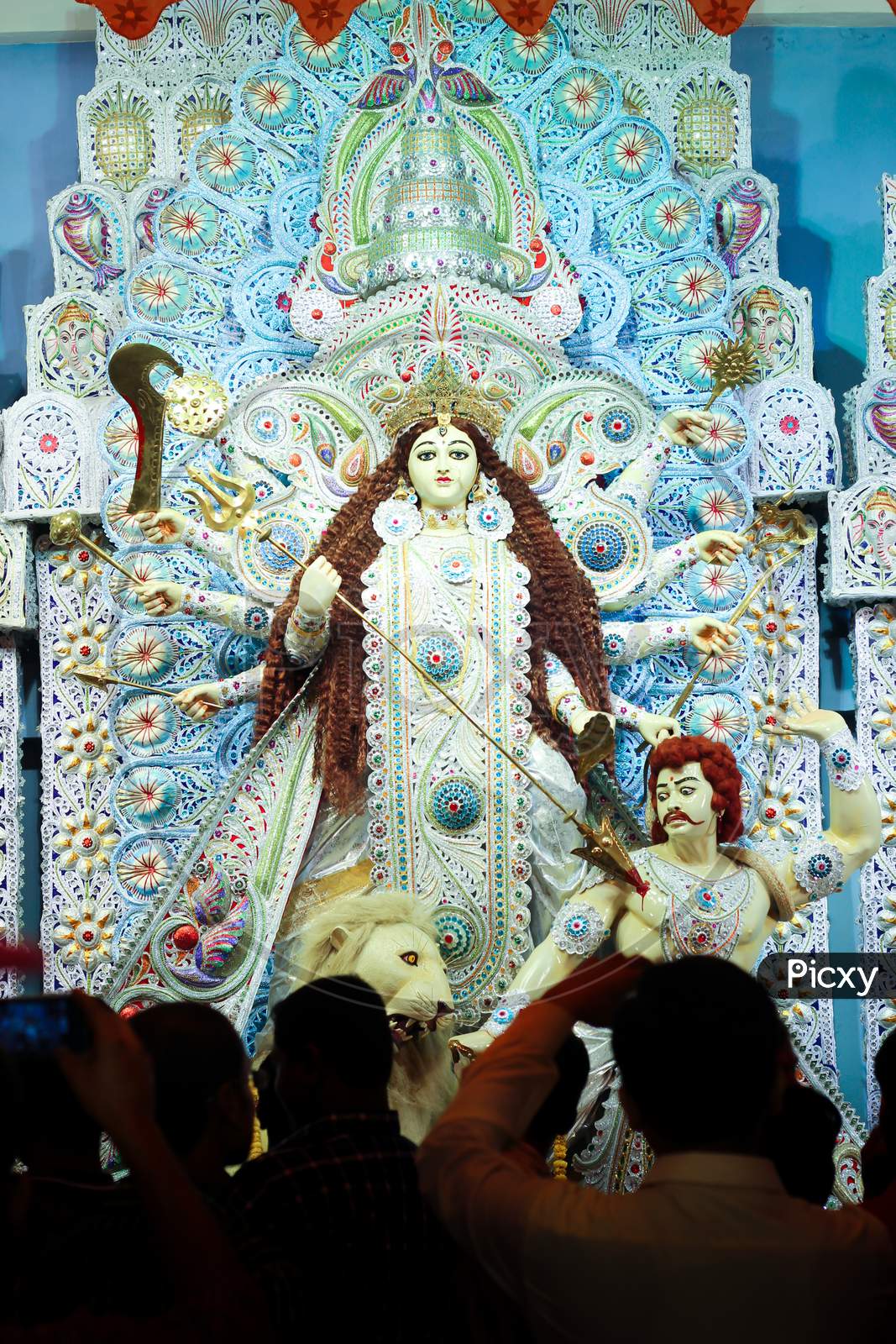 Maa Durga with crowd
