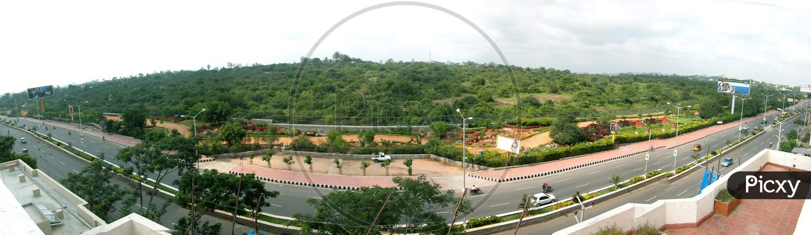 Kbr Park Panorama From Jubilee Hills Road-Hyderabad
