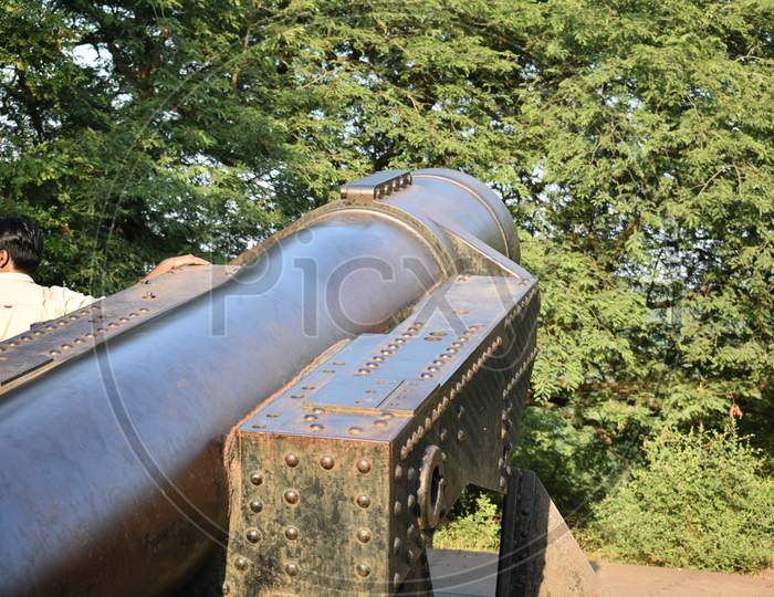 A Long Old Polished Cannon , Situated Near Elephanta Caves In Mumbai