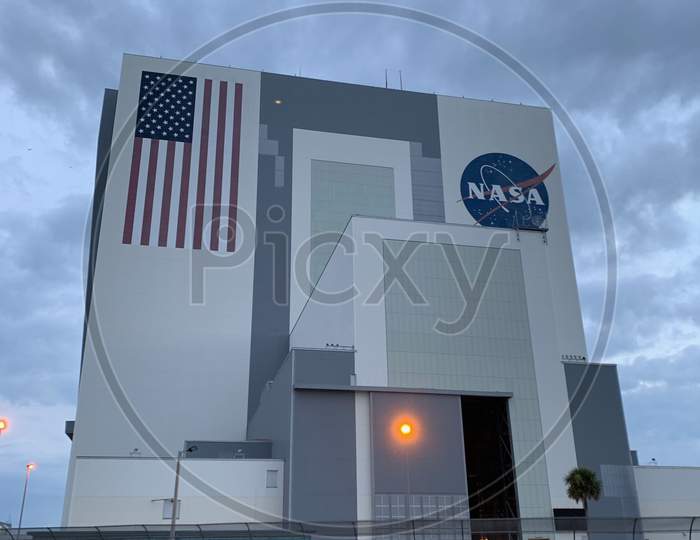 NASA's Vehicle Assembly Building (VAB) Up Close