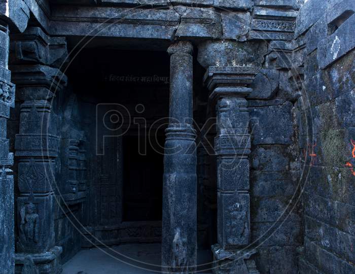 temple entry