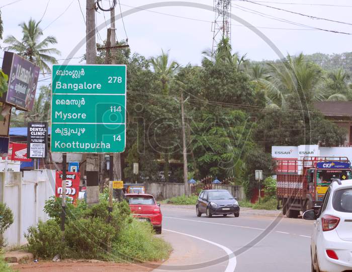 sign boards on kerala roads