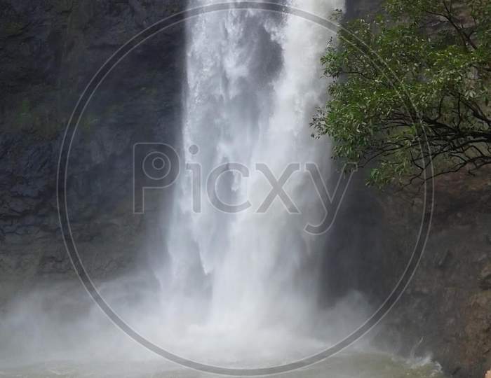 Dabhosa waterfall