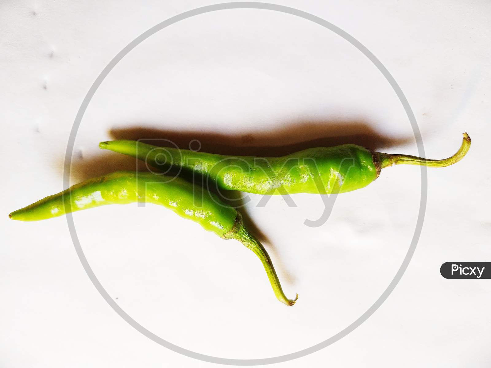 Green chili pepper image