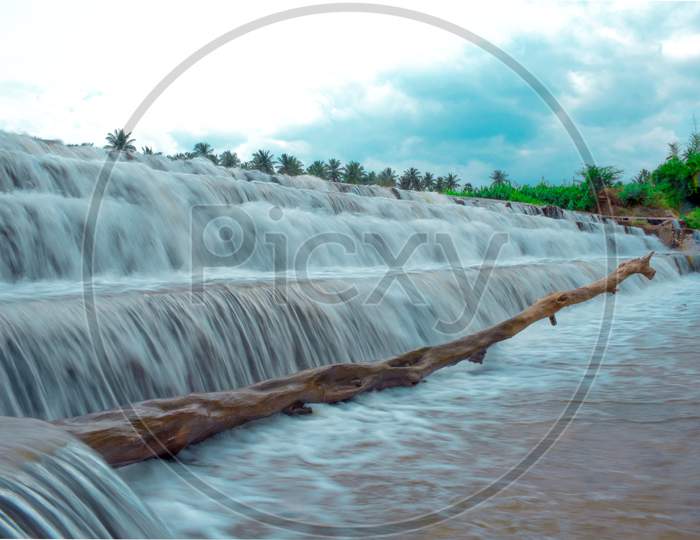 water fall in tamilnadu, India