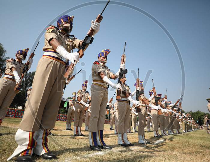Jammu & kashmir Police officers take part in a tribute ceremony and parade during Police Commemoration Day in Jammu  on 21 October,2020.
