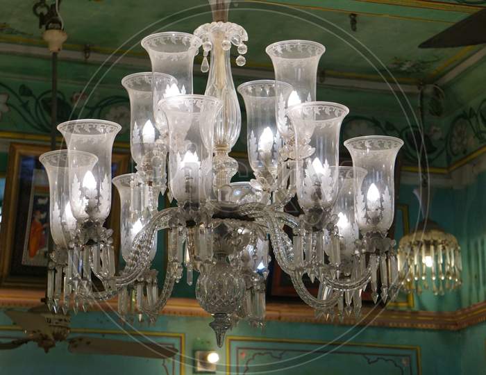 Royal Palace Chandelier