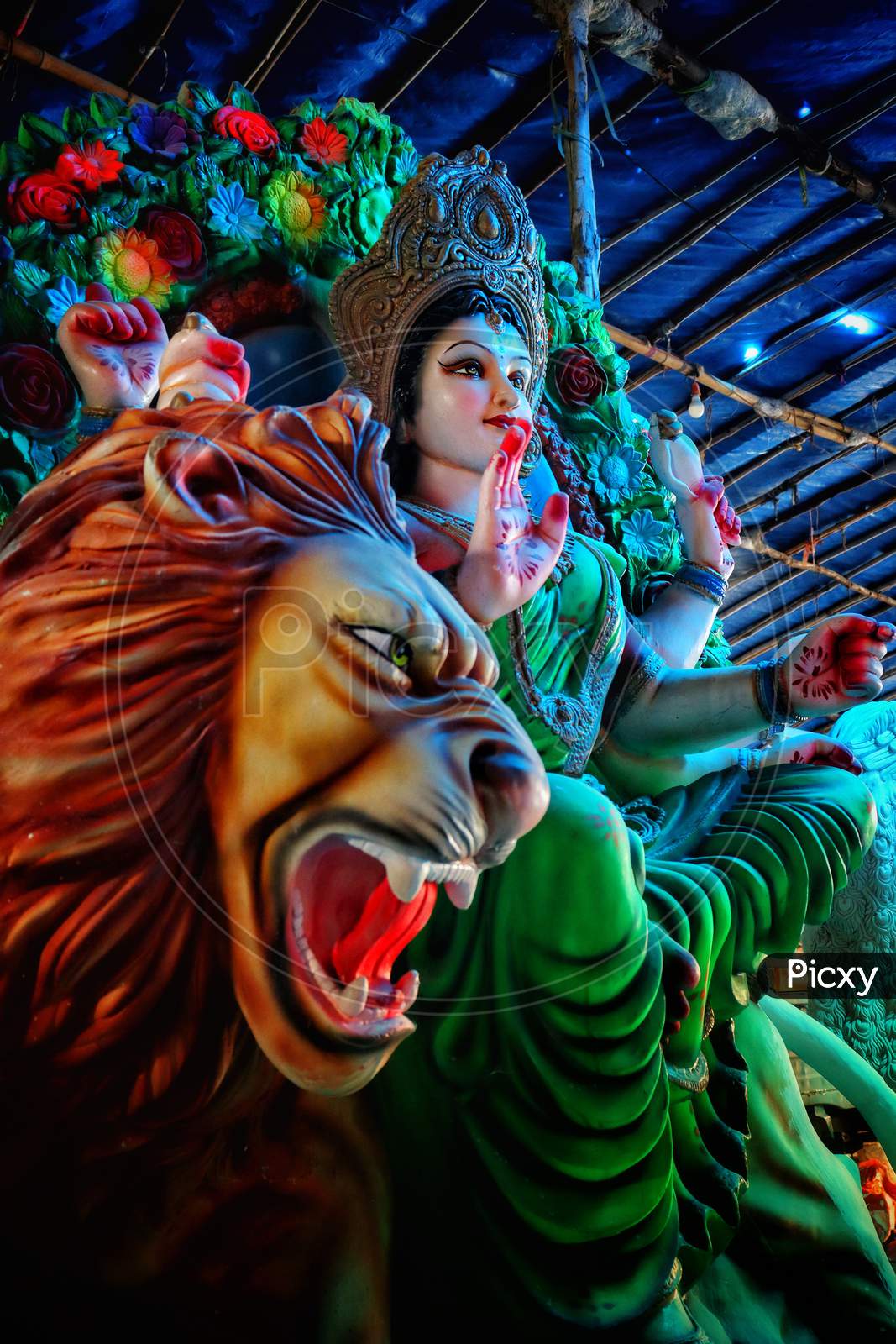 Image of Durgamatha idol-YU908195-Picxy