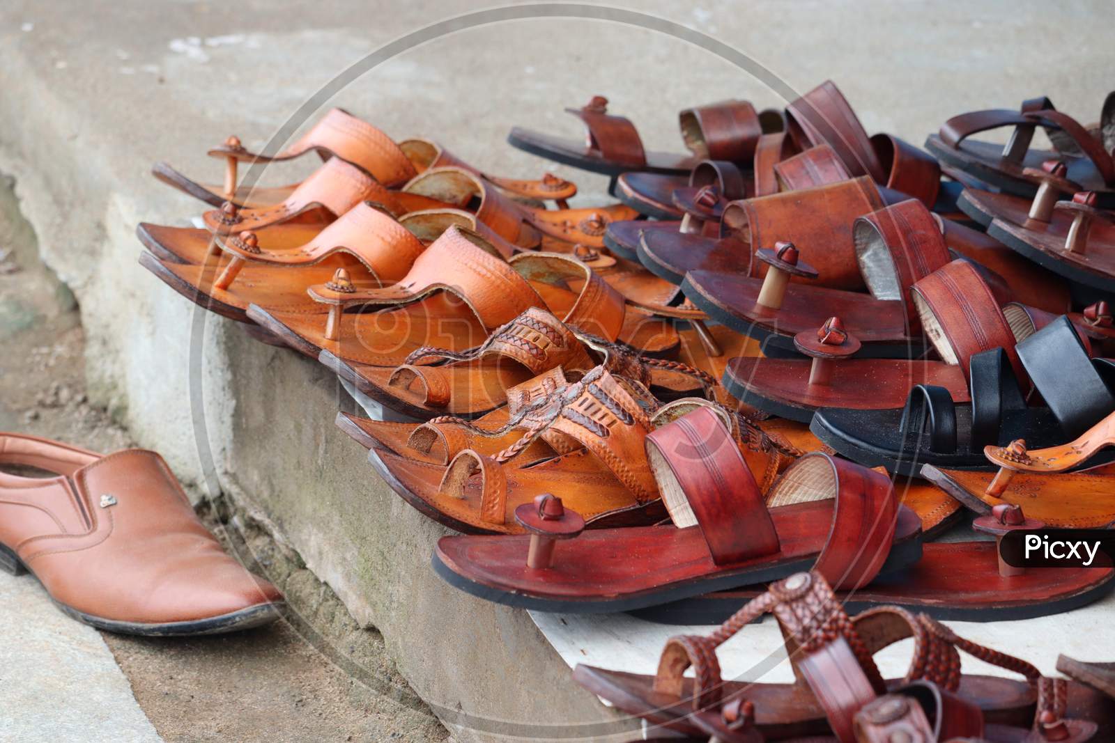 Chennai , Tamil Nadu, India. Oct 23, 2020 .Attractive Leather Sandals Of Beautiful Workmanship Decorated At The Retail Shop For The Upcoming Festivities