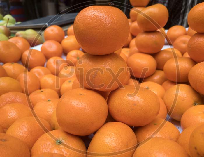 Orange fruits 23 oct 2020