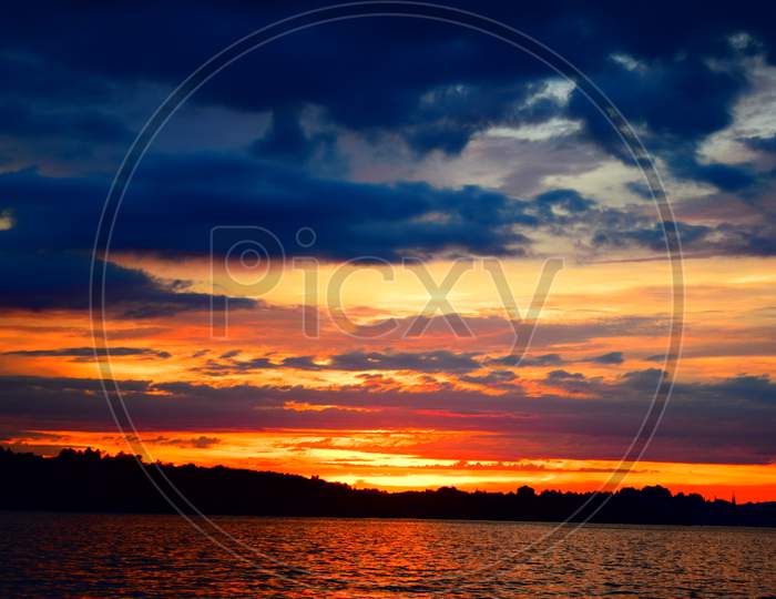 beautiful sunset at a lake
