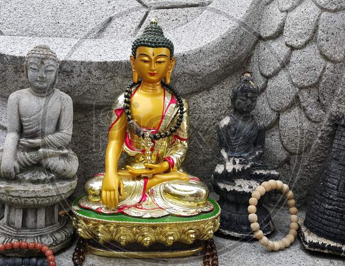 Buddha Mini Statue With Beautiful Background