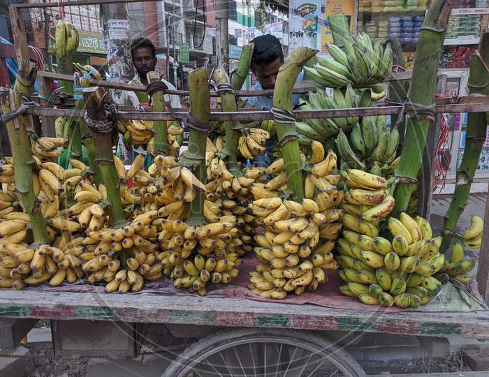 Banana, pine apple, streets,road