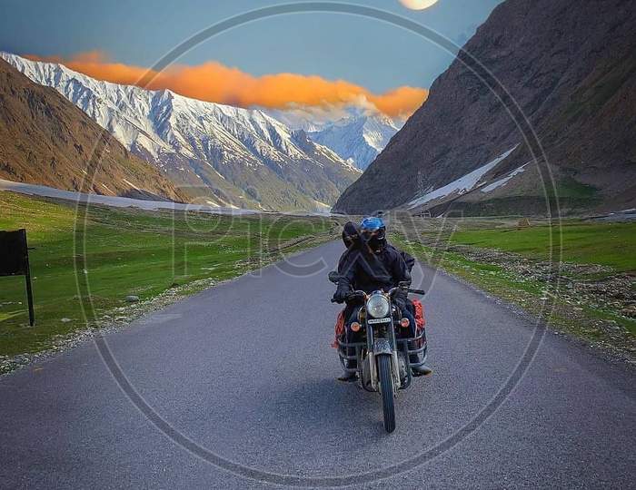 Ladakh bike ride