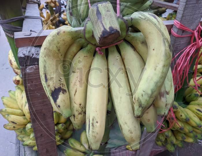 Bana fruits