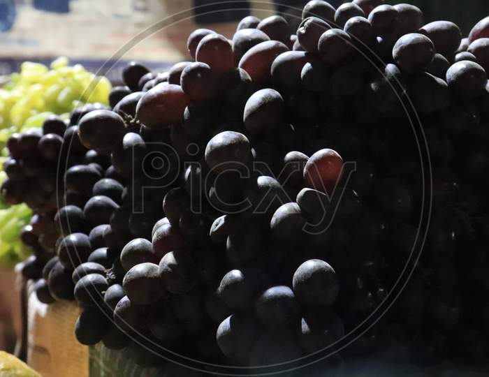black grapes.