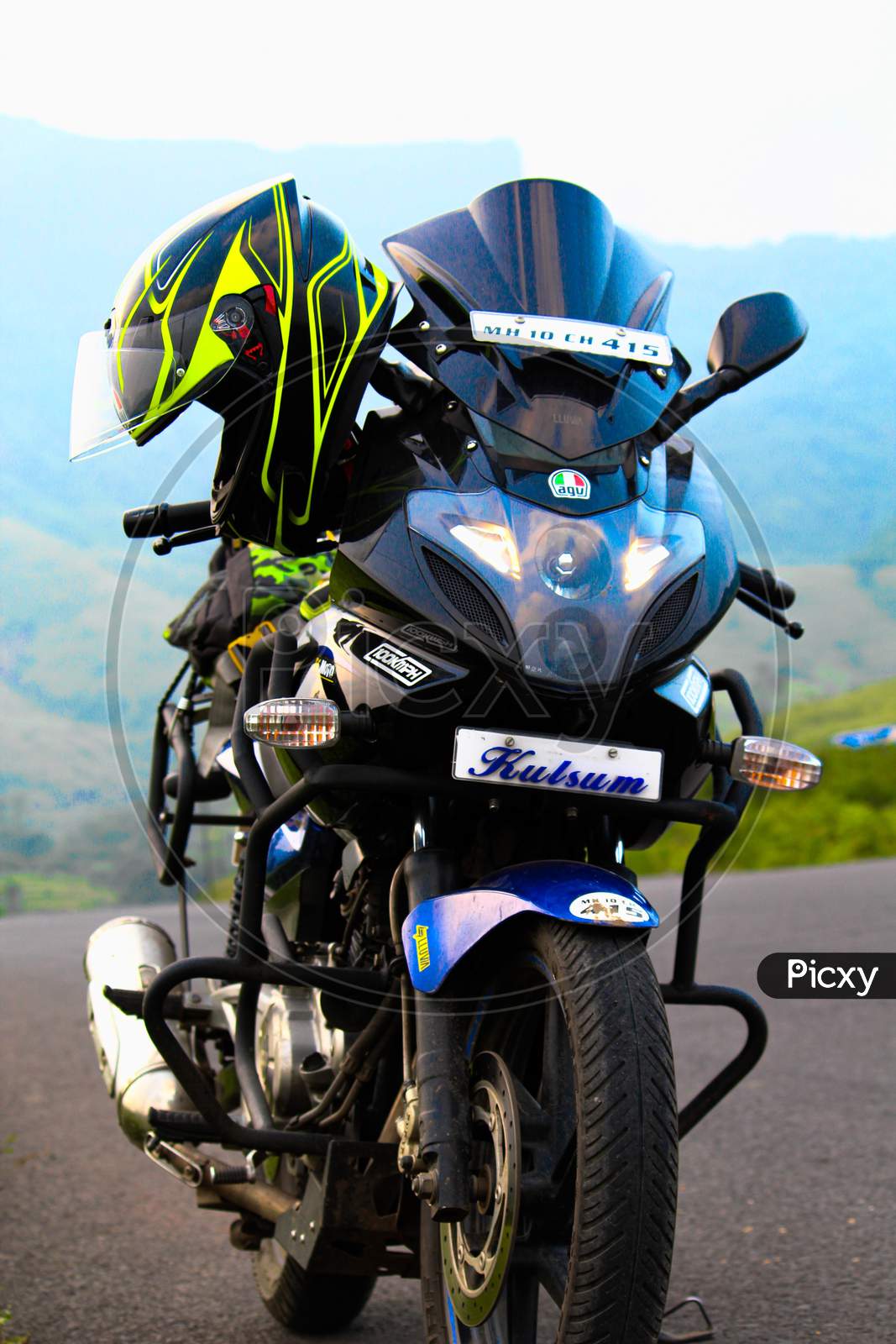 Pulsar 220 deals new model modified