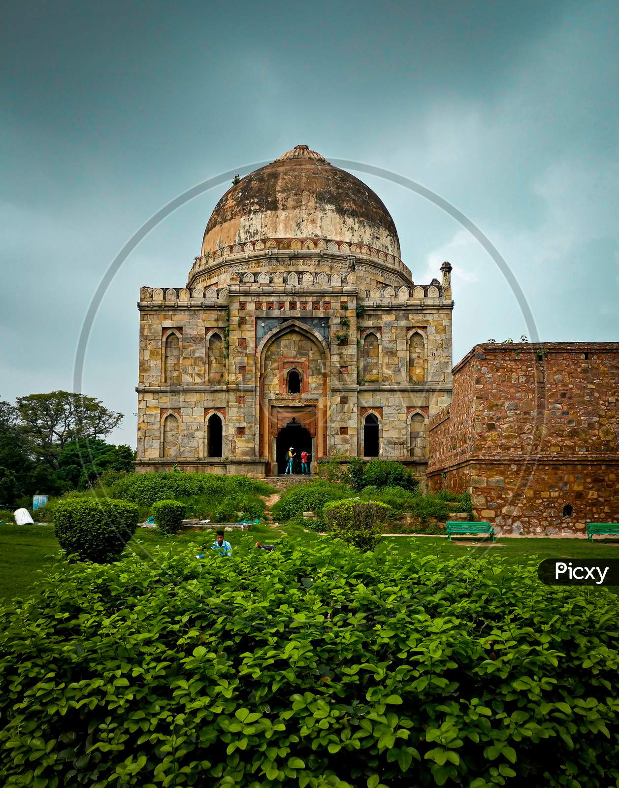 Image of A Tomb in Lodhi Garden, New Delhi, India-OR682423-Picxy