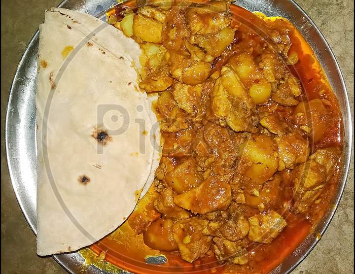 Delicious Bengali Recipe Chiken Curry With Bread