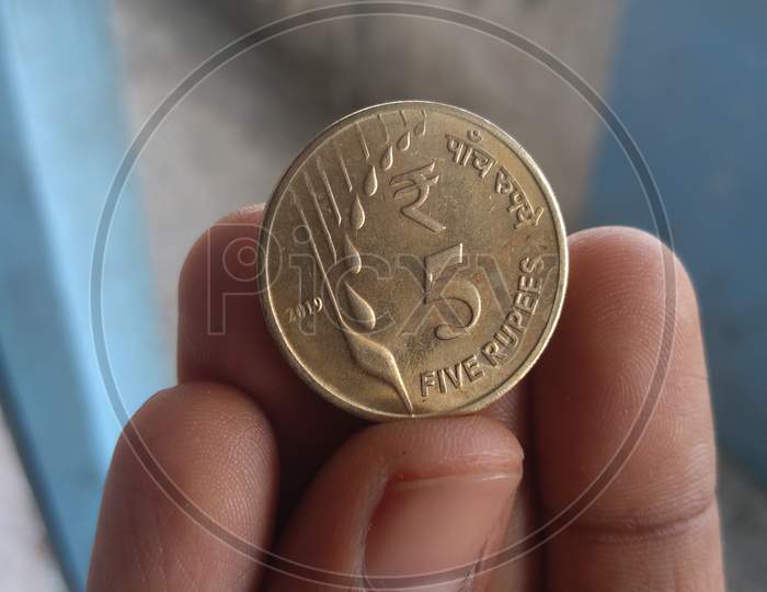 Indian five rupees cupro-Nickel metal coin