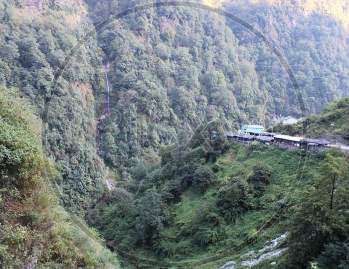 Junglechatti, a starting stop for the Kedarnath yatra