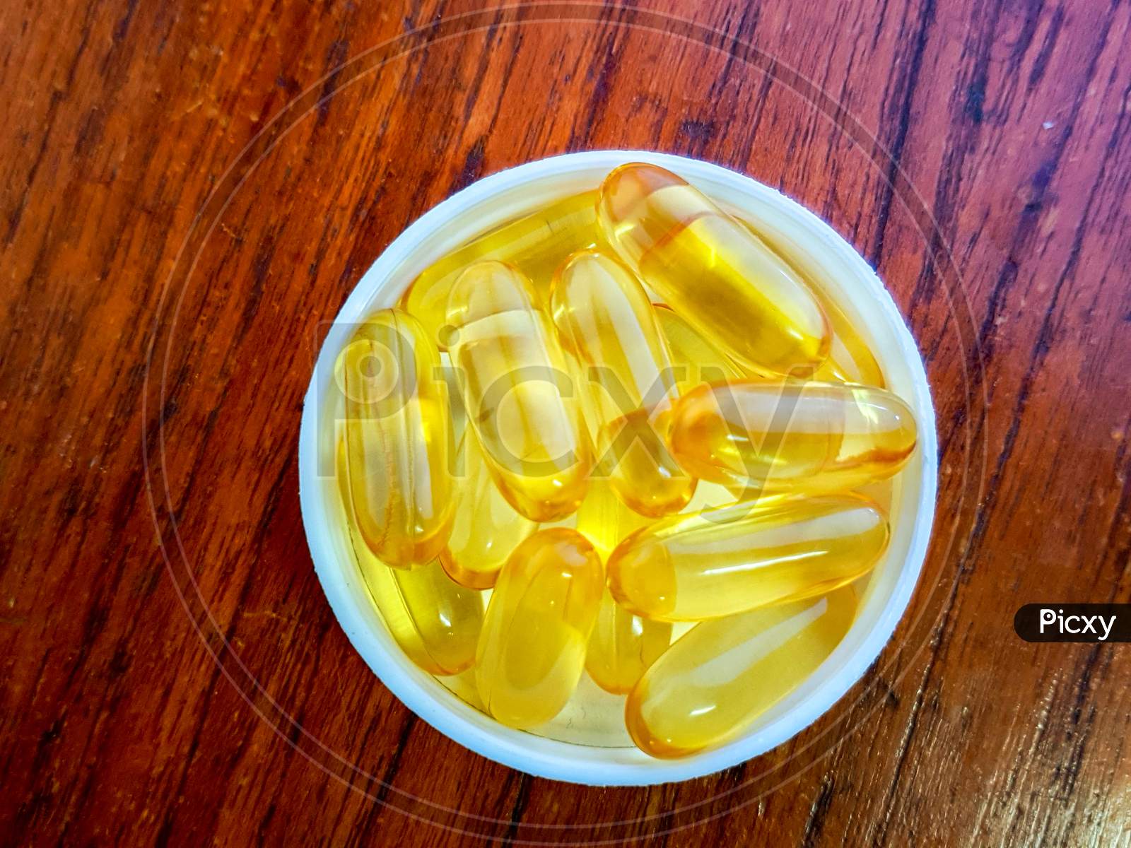 Fish Oil Capsules With Omega 3 And Vitamin D