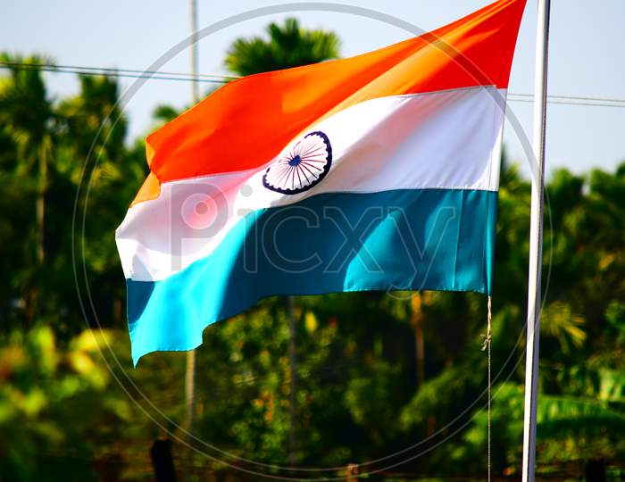 indian flag at indo bangladesh border